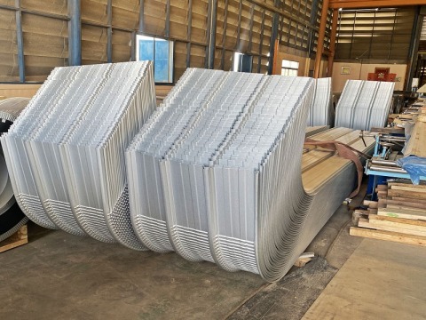 ผู้ผลิตหลังคาลอนรีด สมุทรสาคร